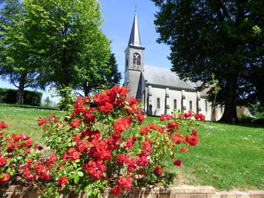 eglise a menetreols sous vatan eglise saint paul menetreols sous vatan