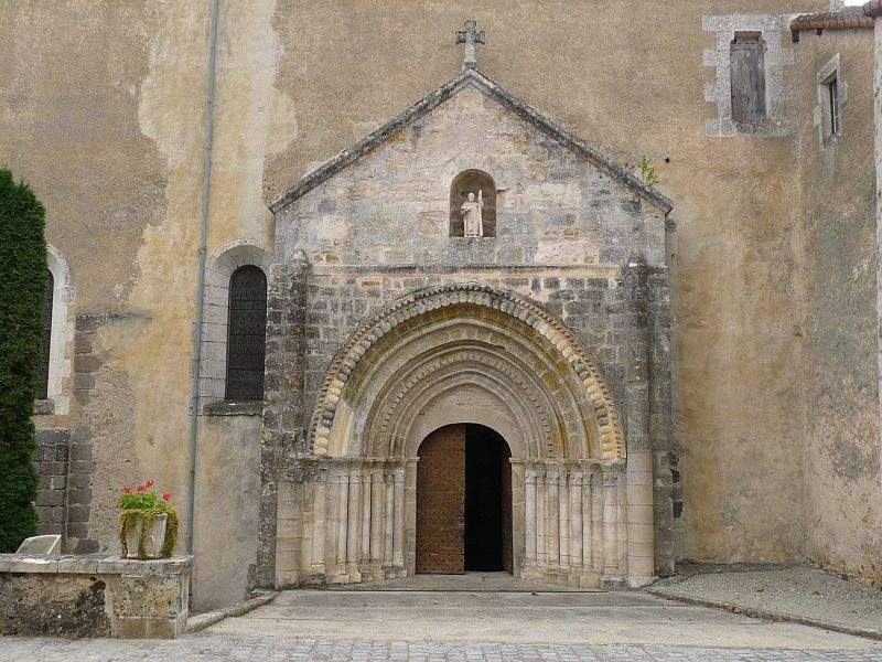 eglise alloue notre dame charente