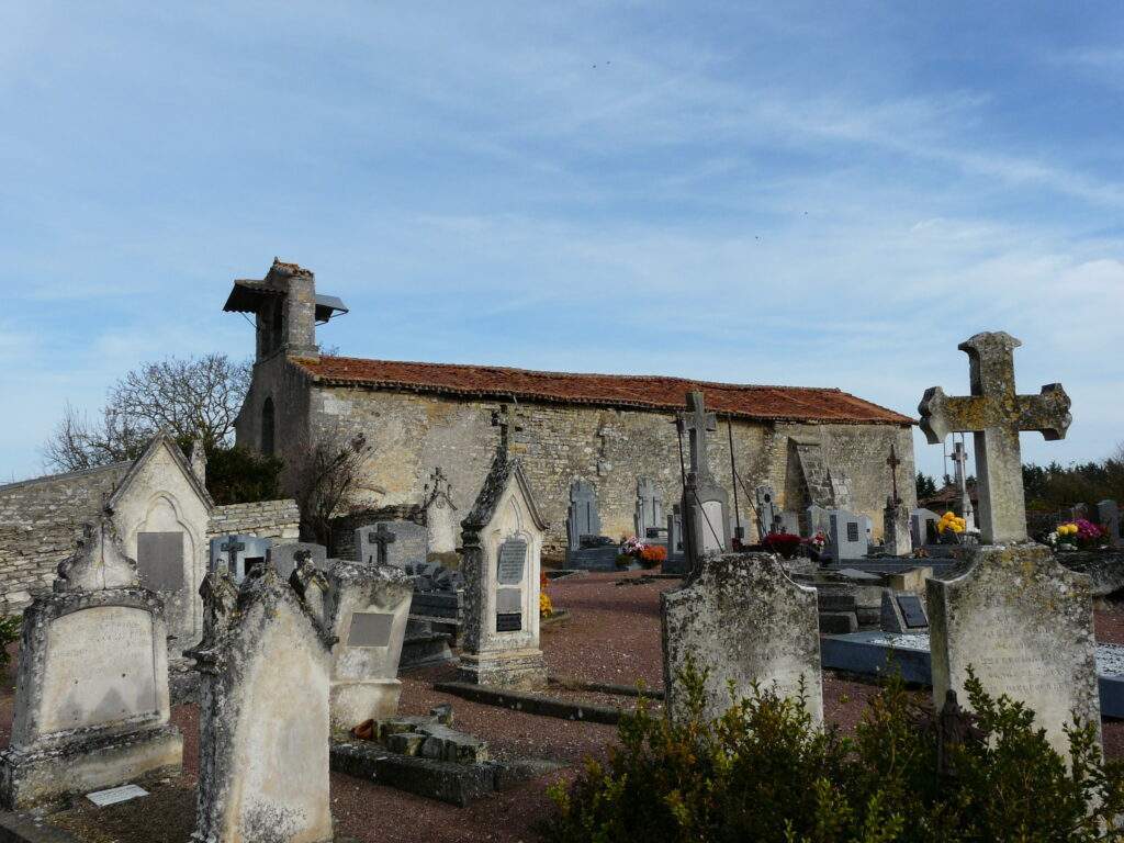 eglise amberre saint pierre vienne