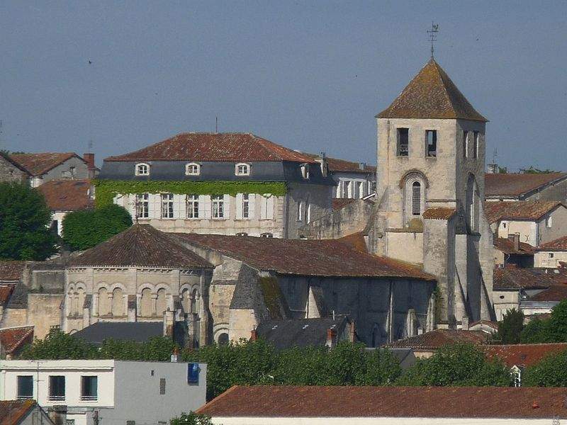 eglise barbezieux hopital barbezieux saint hilaire