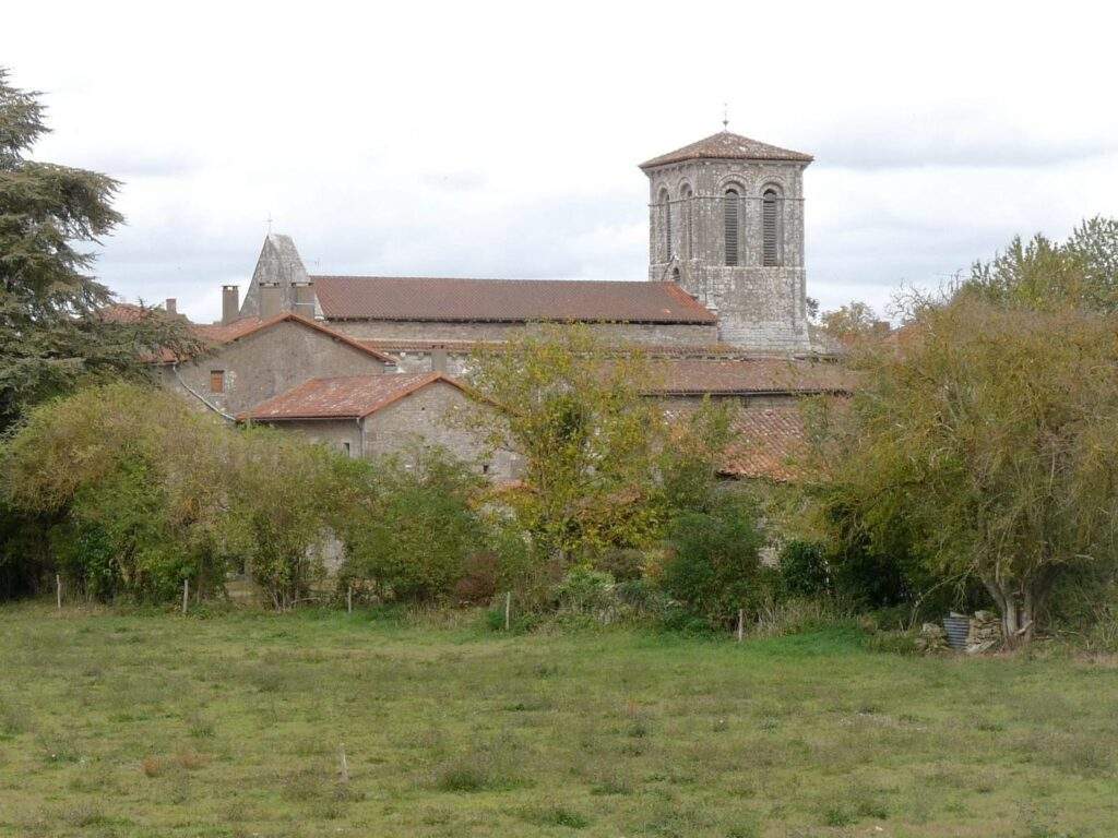 eglise benest saint justinien charente