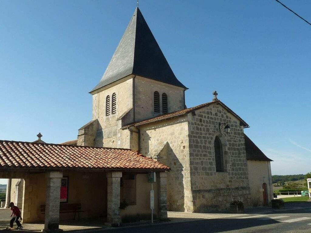 eglise bors de montmoreau notre dame charente