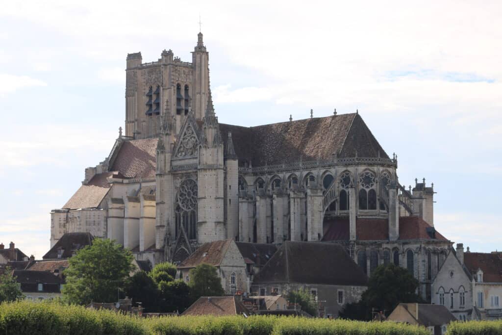 eglise cathedrale saint etienne auxerre
