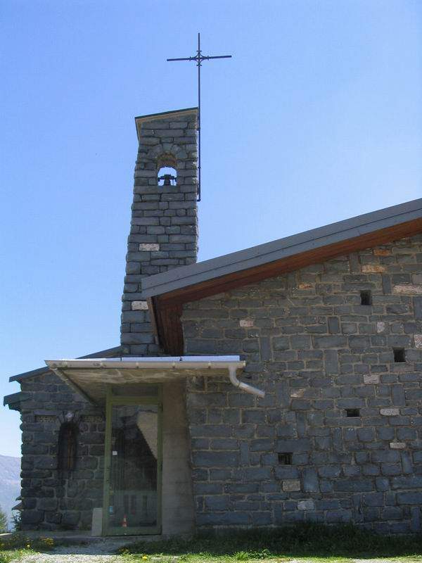 eglise chapelle chapelle notre dame du ski a la toussuire fontcouverte la toussuire