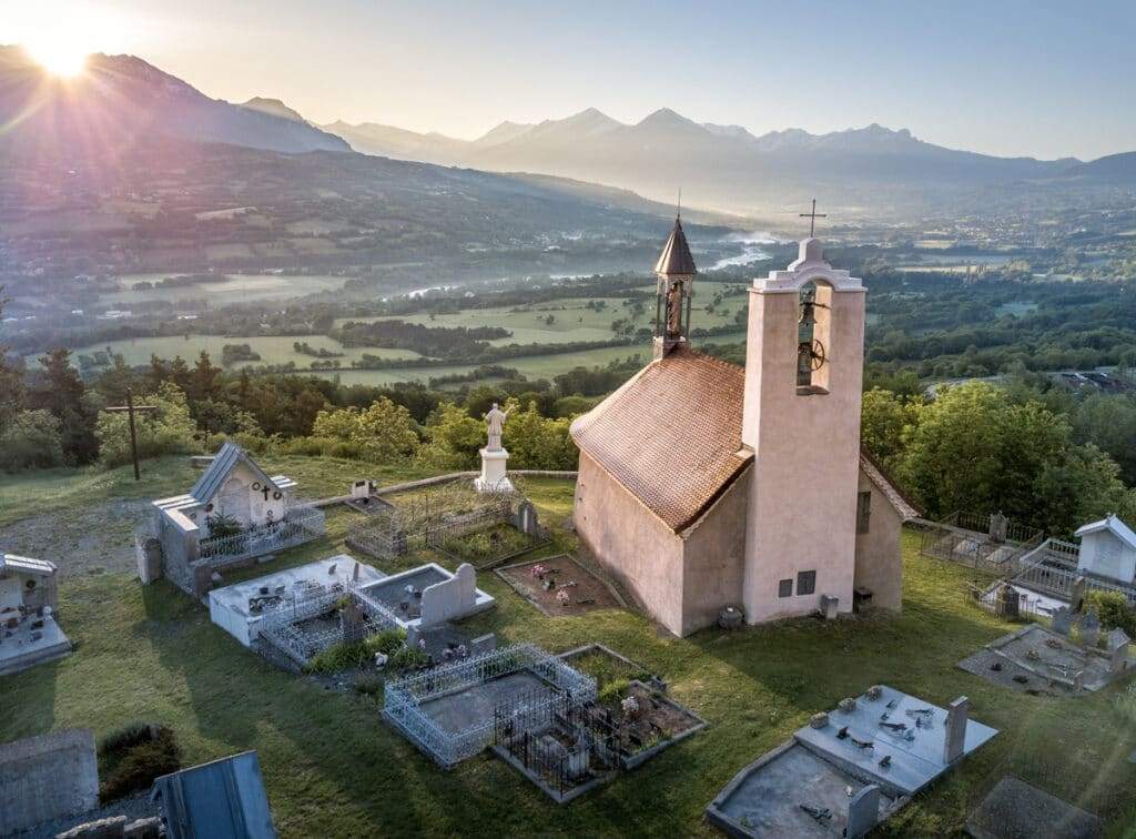 eglise chapelle de bois vert la fare en champsaur