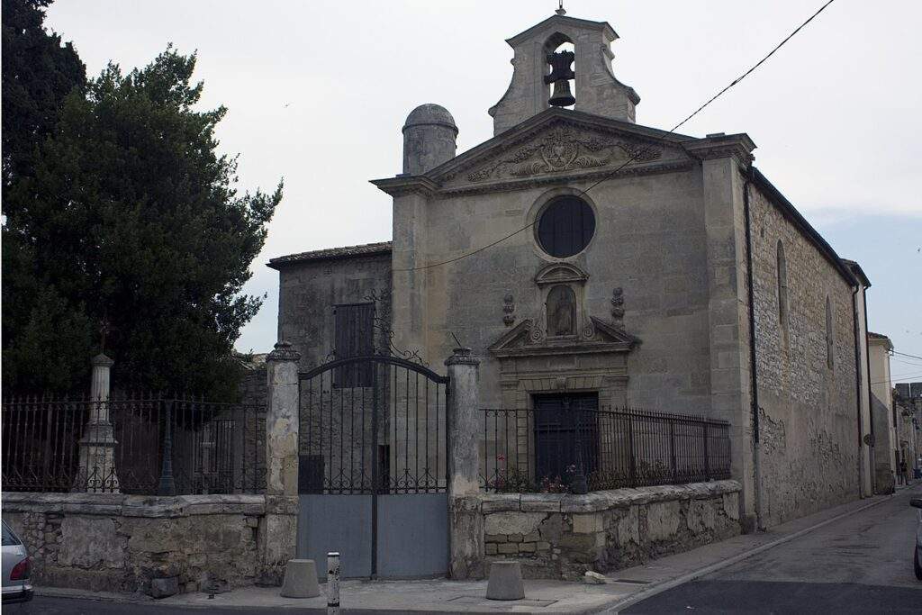 eglise chapelle des penitents gris chapelle des penitents gris aigues mortes