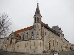 Église Chapelle Saint Louis de Revignac…