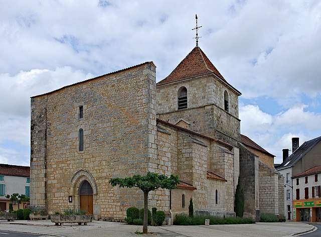 eglise chasseneuil sur bonnieure saint saturnin charente