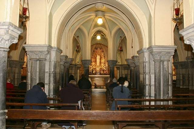 eglise crypte lourdes