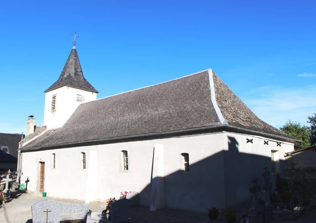 eglise de arrodets ez angles hautes pyrenees
