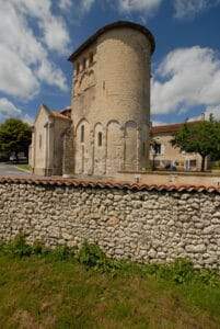eglise de bouteilles saint sebastien dordogne