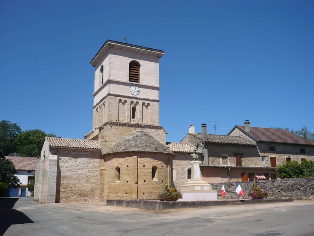 eglise de chardonnay saone et loire