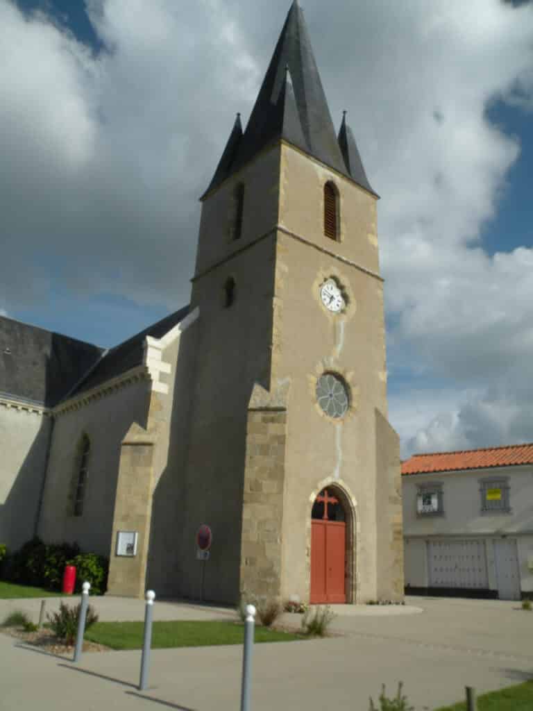 eglise de chateauneuf vendee