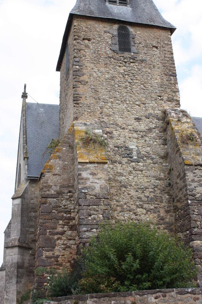 eglise de coulans sur gee sarthe
