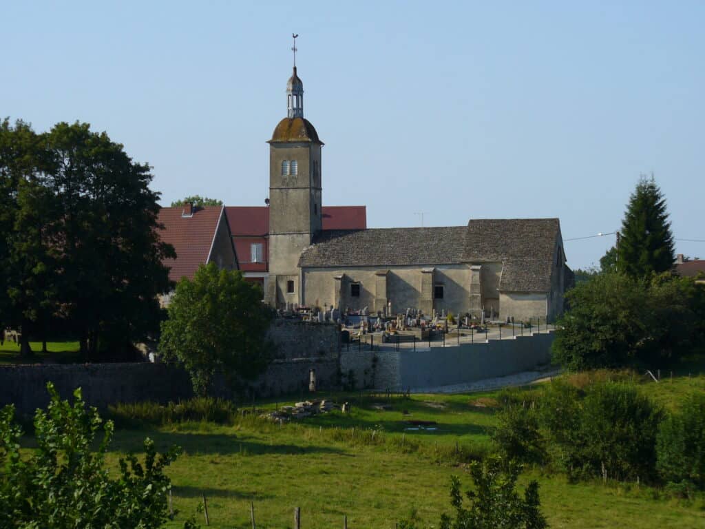 eglise de dompierre sur mont jura