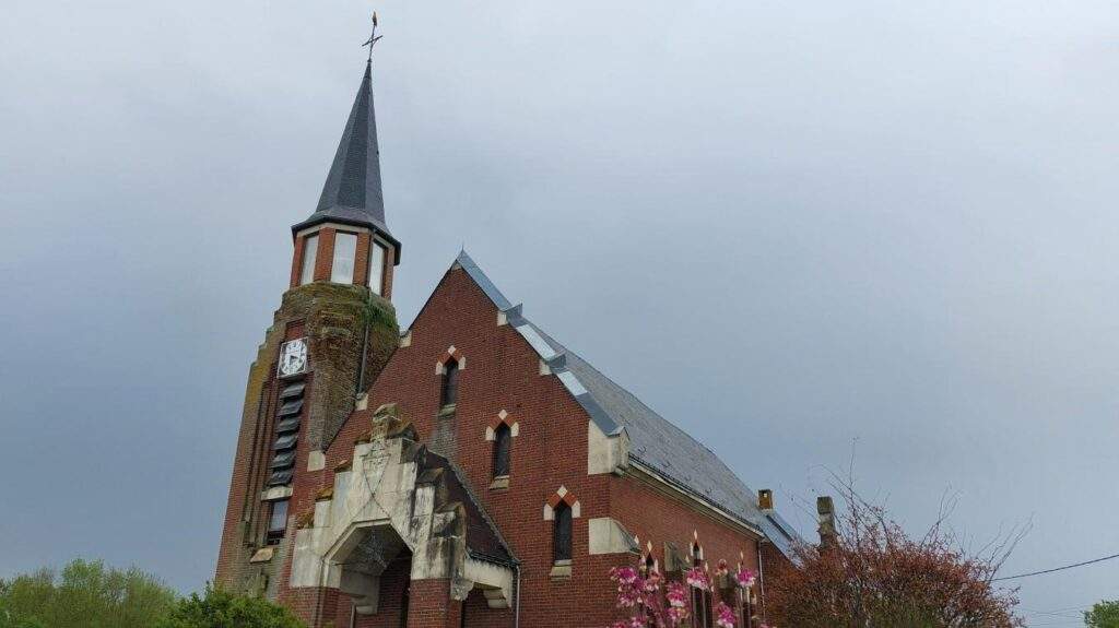 eglise de englebelmer somme
