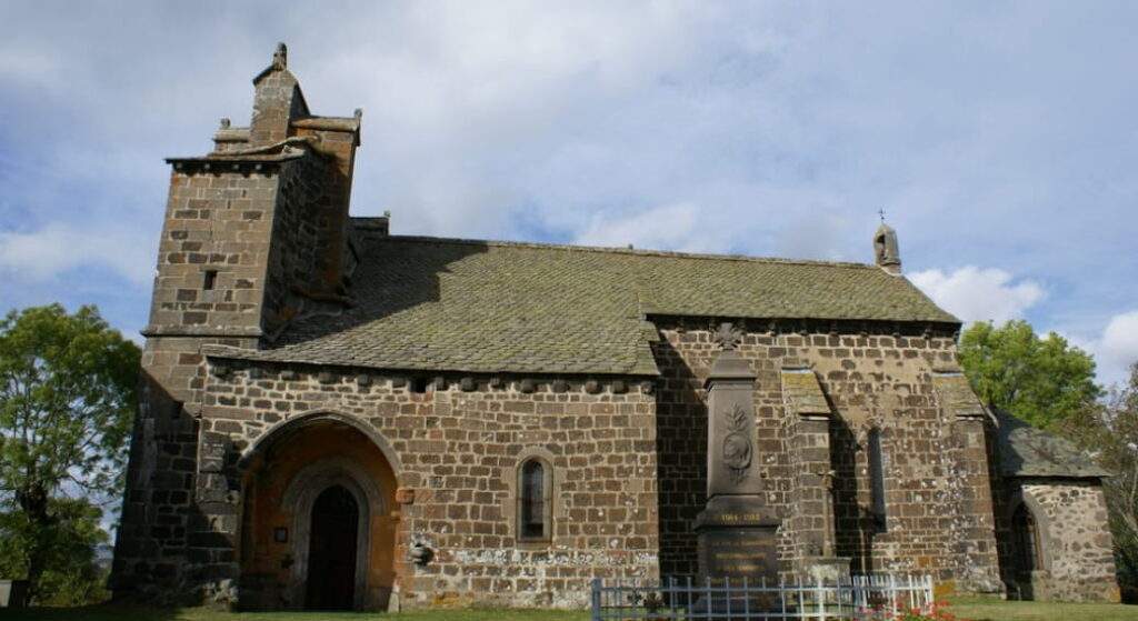eglise de gourdieges cantal