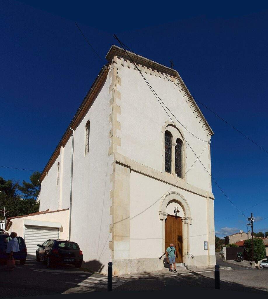 eglise de la destrousse bouches du rhone