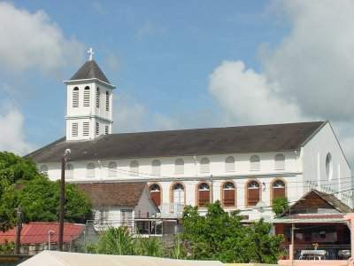 eglise de la resurrection terreville schoelcher