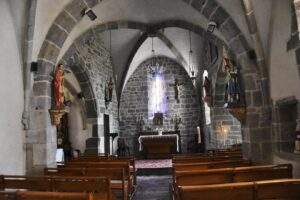 eglise de lacapelle barres cantal