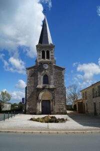 eglise de lairoux vendee