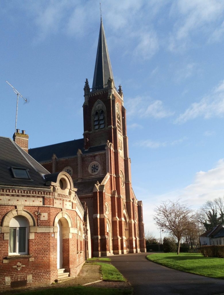eglise de le quesnel somme scaled