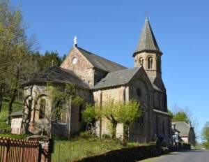 eglise de mandailles saint julien cantal