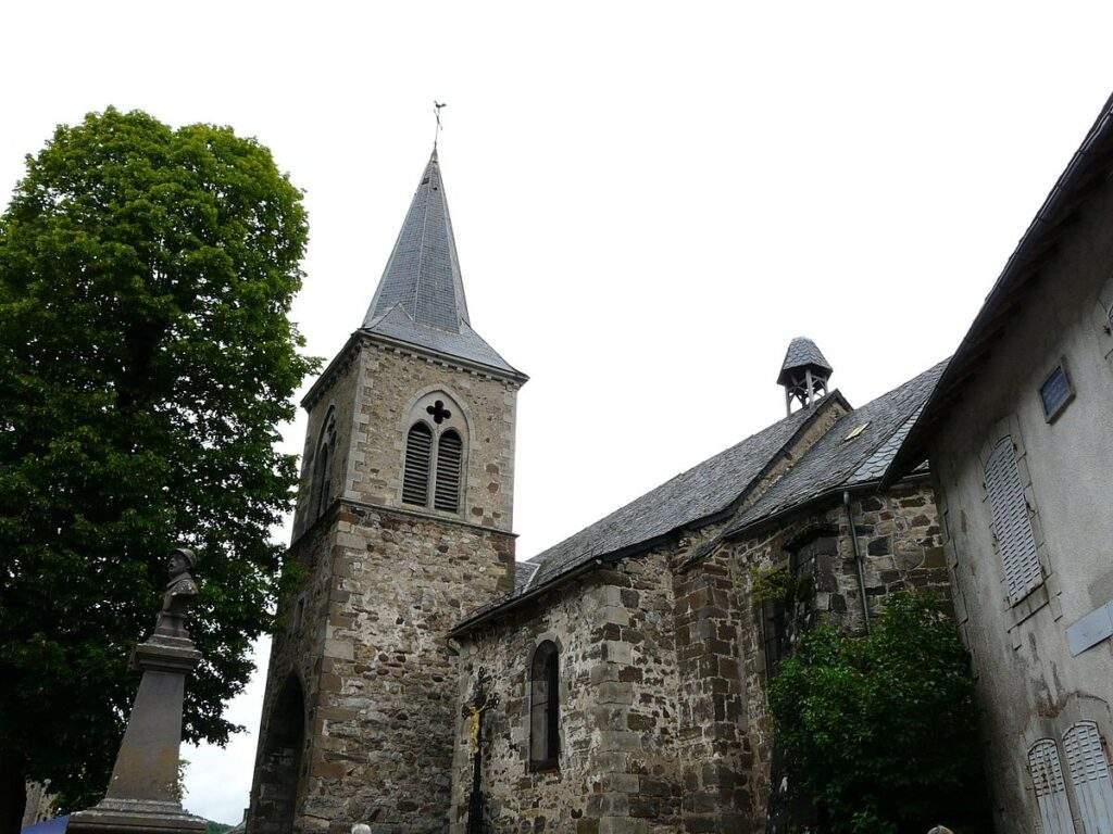 eglise de marchastel cantal