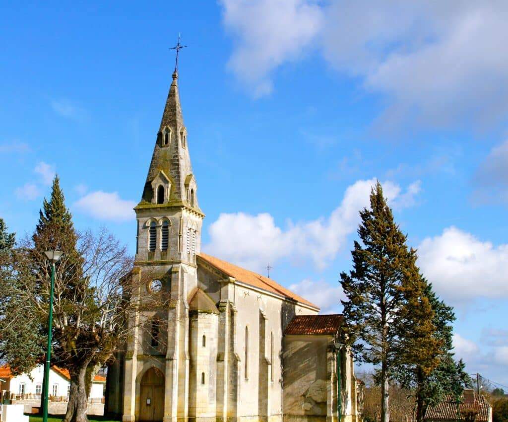 eglise de monestier dordogne