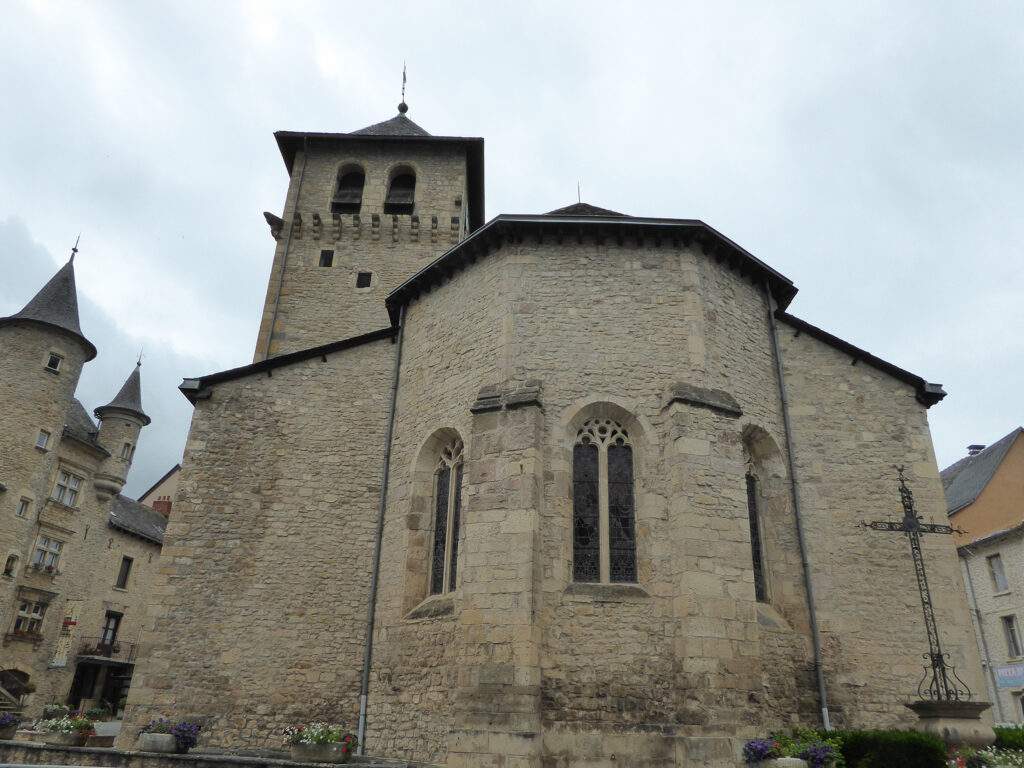 eglise de montbazens aveyron