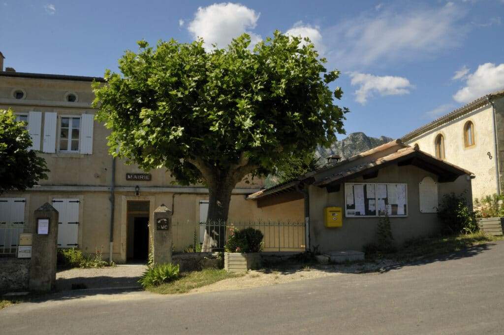 eglise de mornans drome