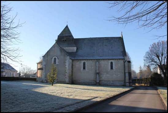 eglise de moulins sur yevre cher