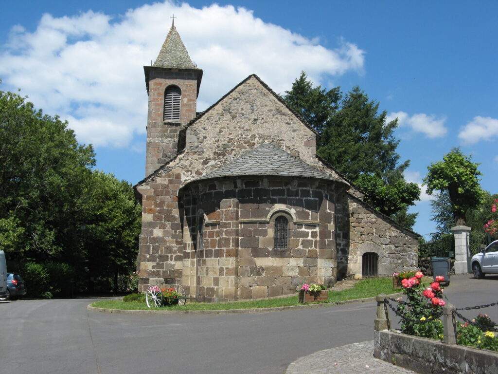 eglise de moussages cantal