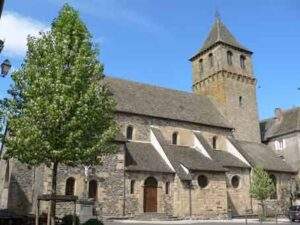 eglise de pleaux cantal