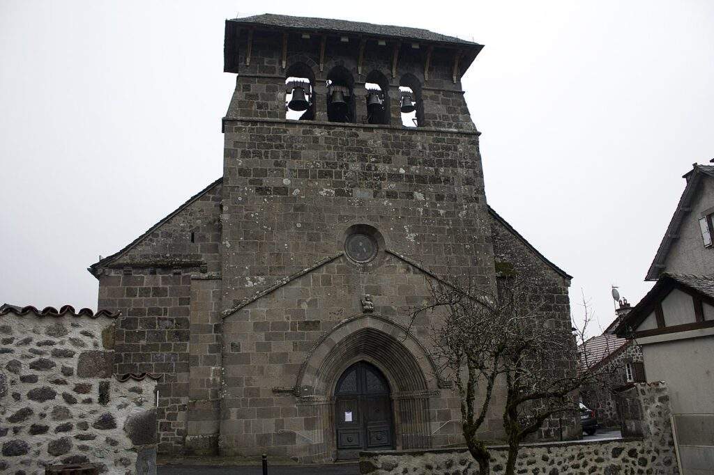eglise de polminhac cantal