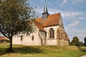 eglise de precy cher