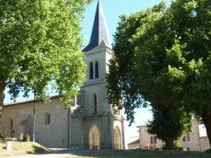 eglise de saint barthelemy de bussiere dordogne