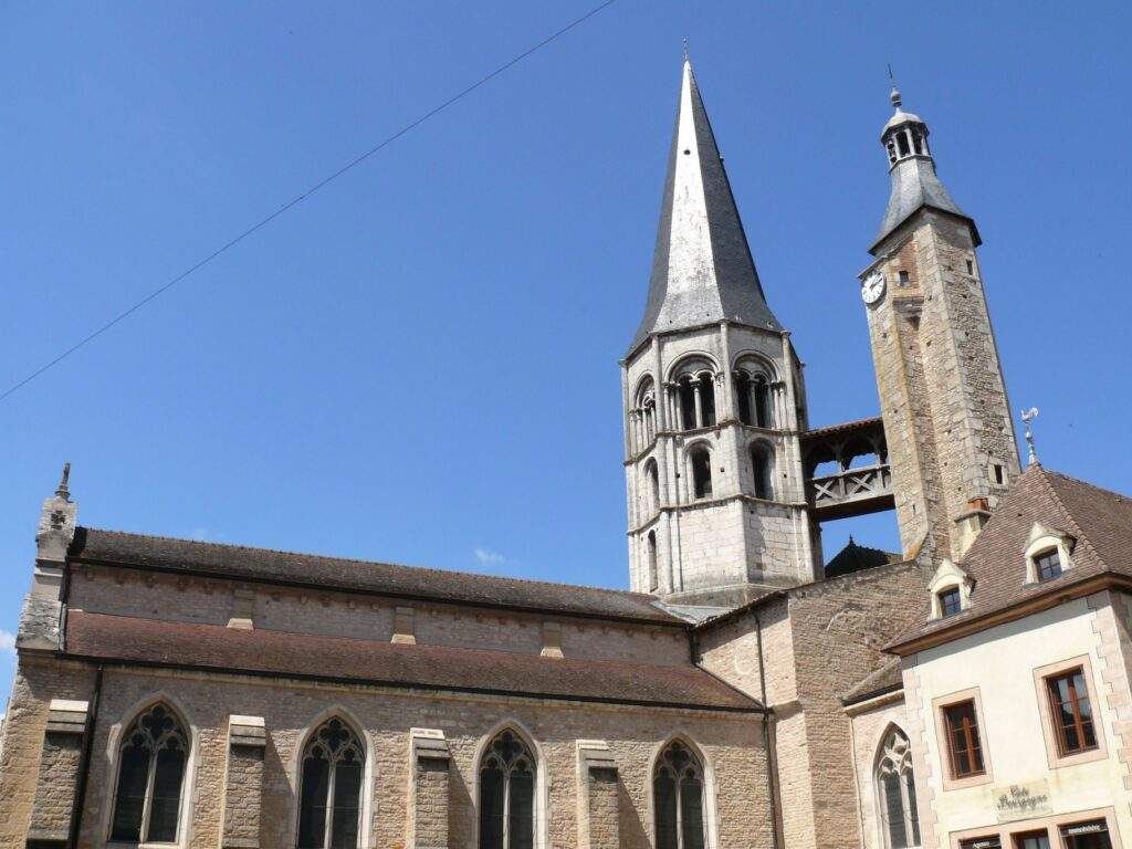 eglise de saint gengoux le national saone et loire