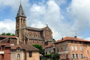 eglise de saint izaire aveyron