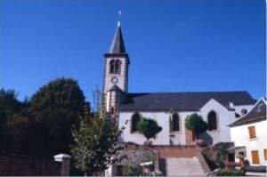 eglise de saint laurent dolt aveyron