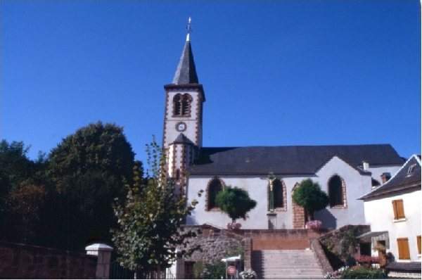 eglise de saint laurent dolt aveyron
