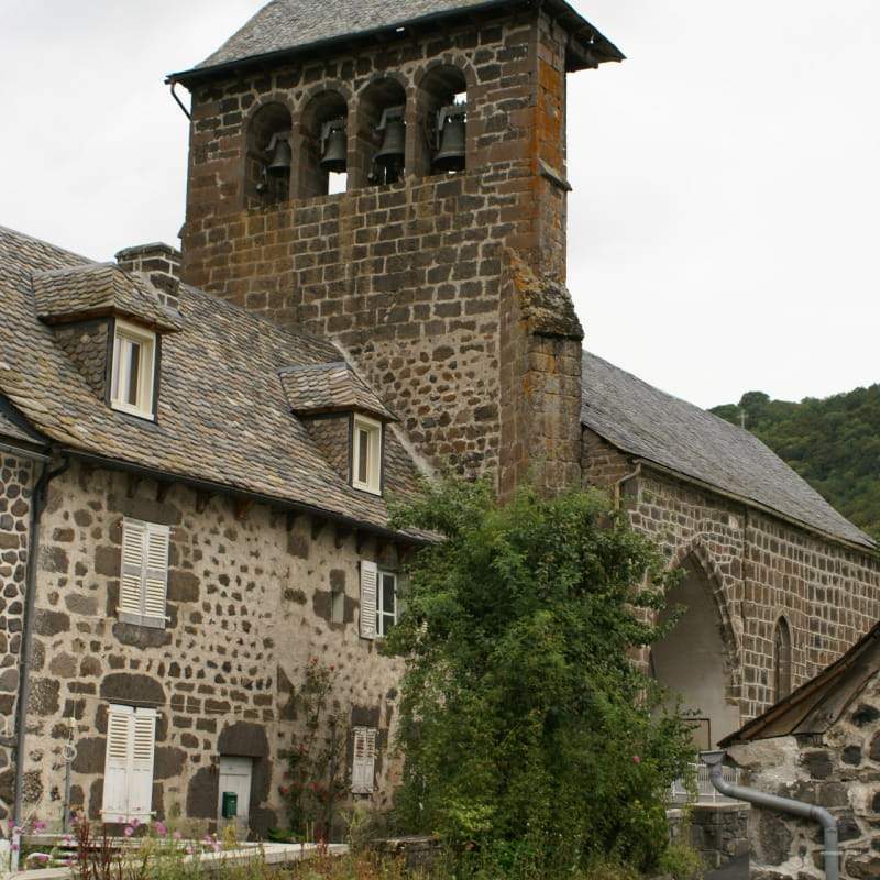 eglise de saint martin sous vigouroux cantal