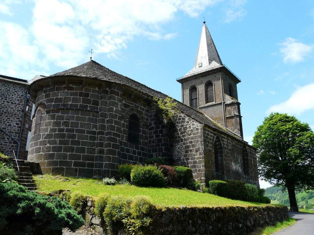 eglise de saint paul de salers cantal