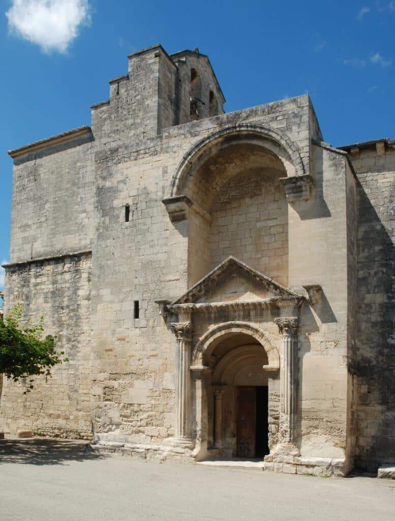 eglise de saint restitut drome