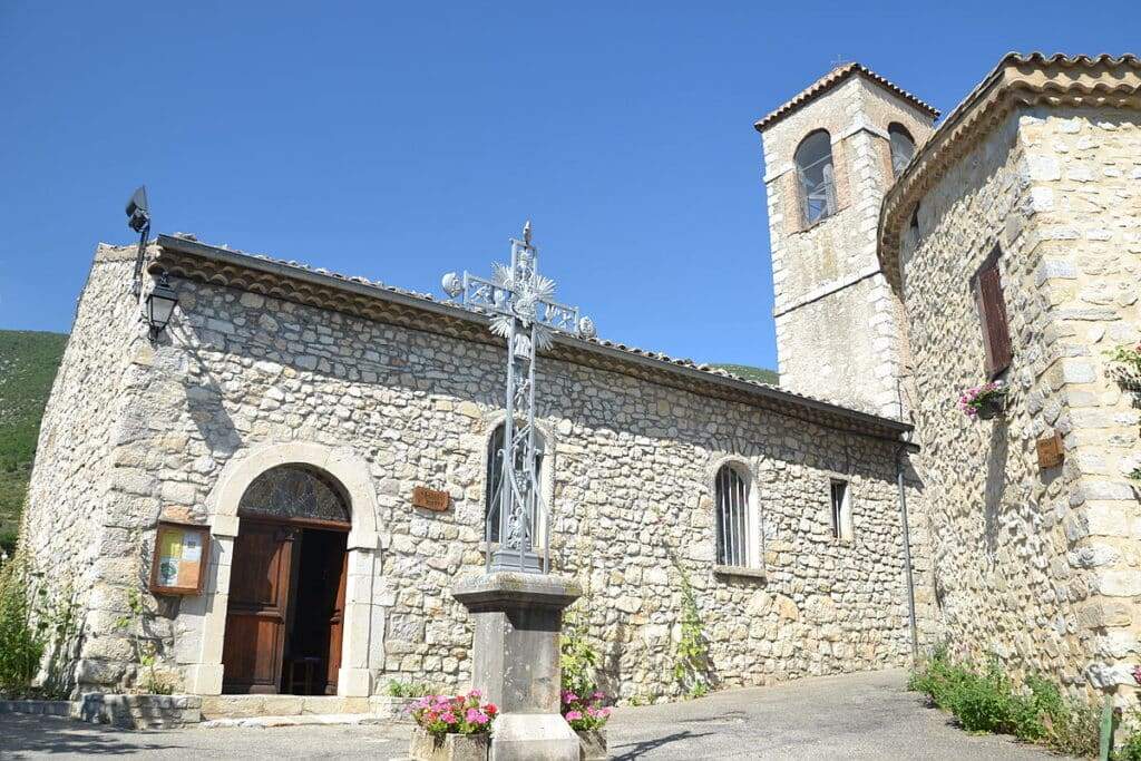 eglise de villeperdrix drome