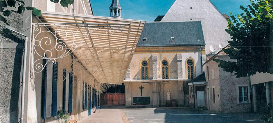 eglise ecole sainte ernestine lardy essonne