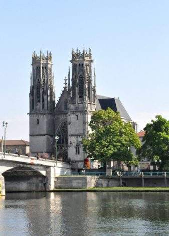 eglise lassomption pont a mousson