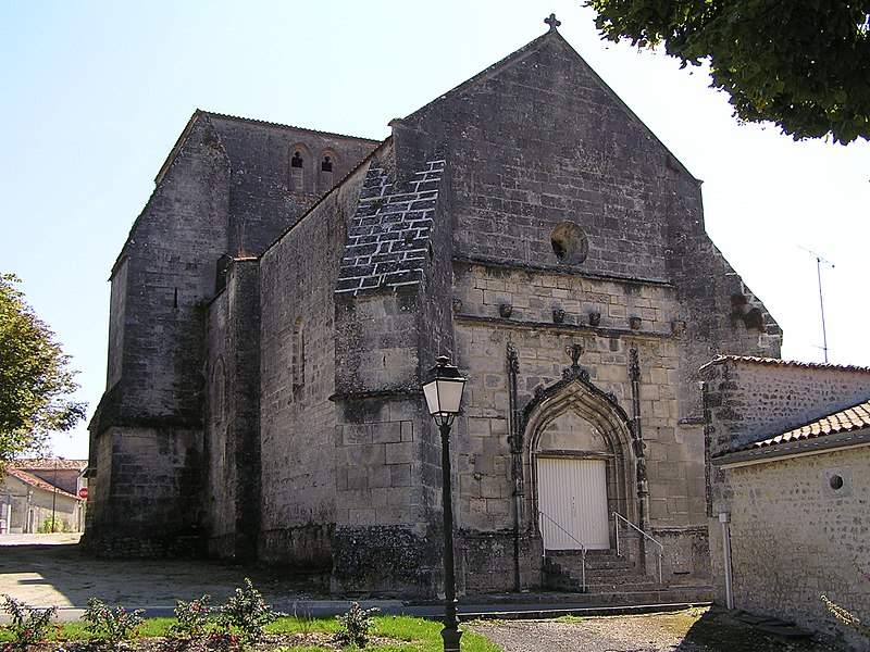 eglise malaville saint saturnin malaville bellevigne