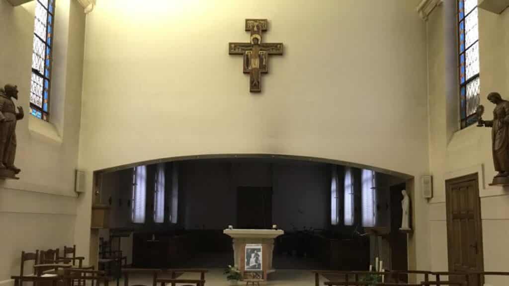 eglise monastere sainte claire clarisses haubourdin 1