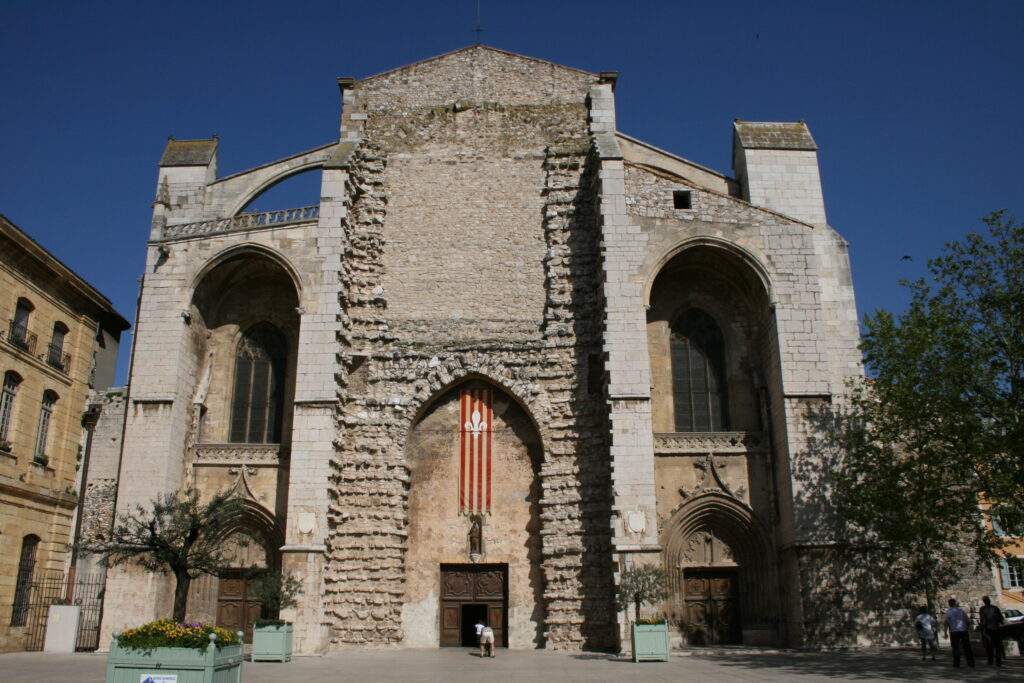 eglise monastere sainte marie madeleine dominicaines saint maximin la sainte baume